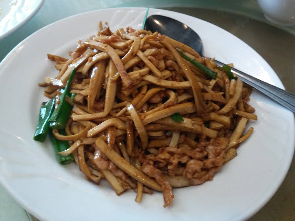 Lake Spring | restaurant | 219 E Garvey Ave, Monterey Park, CA 91755, USA | 6262803571 OR +1 626-280-3571