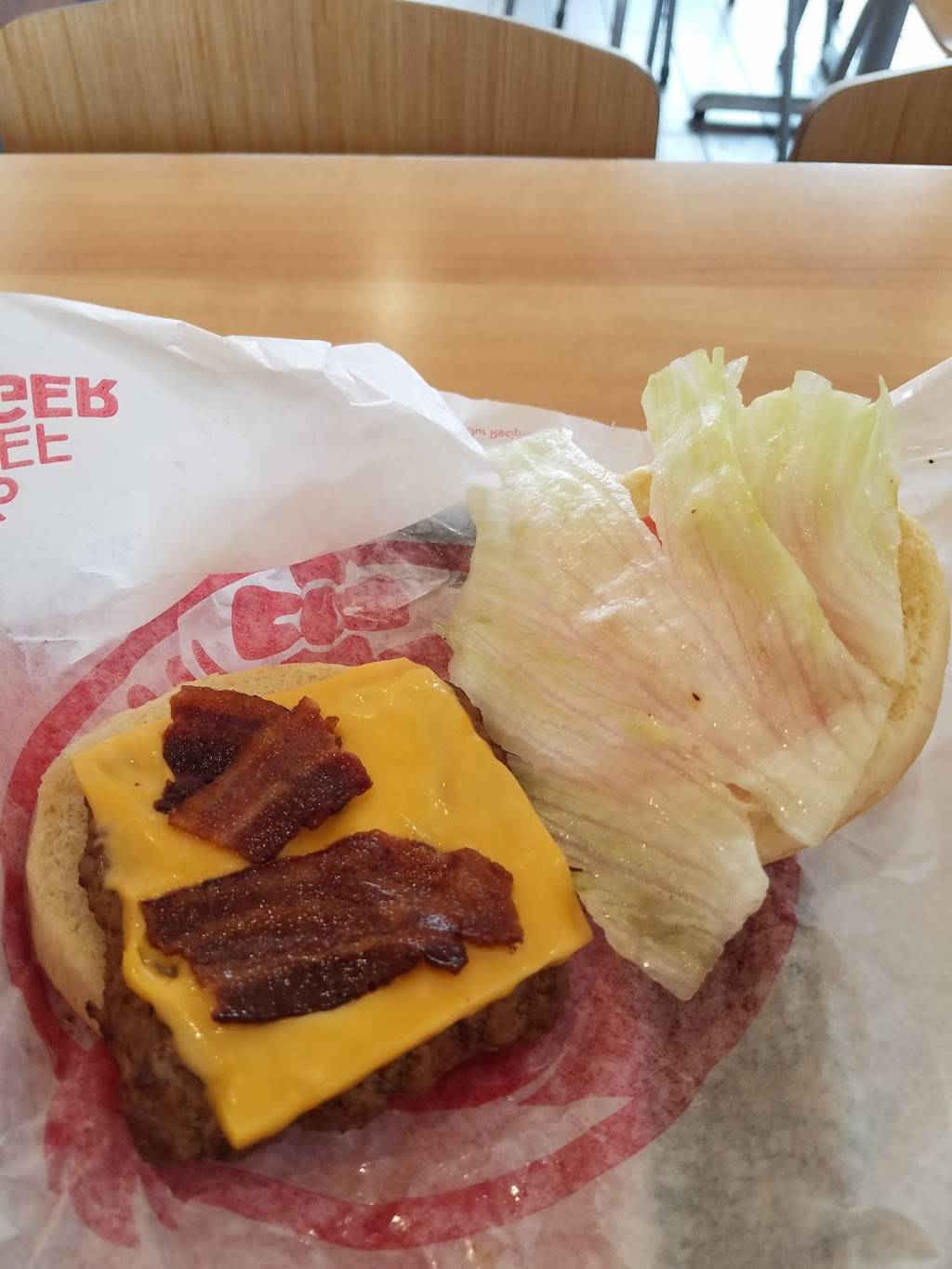 Wendys | restaurant | 2646 Watt Ave, Sacramento, CA 95821, USA | 9164831539 OR +1 916-483-1539