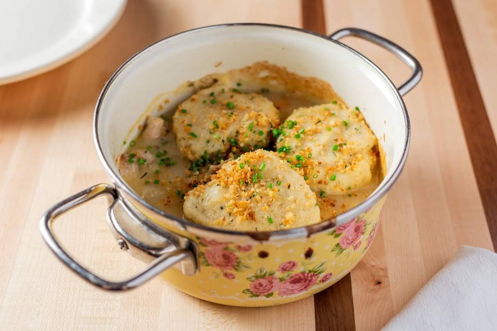 Twain | restaurant | 2445 N Milwaukee Ave, Chicago, IL 60647, USA | 7736978463 OR +1 773-697-8463