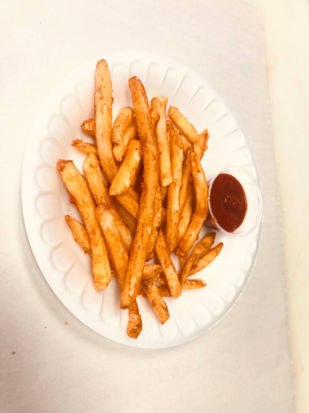 Urban Pie | restaurant | 13895 Hedgewood Dr #109, Woodbridge, VA 22193, USA | 5715898168 OR +1 571-589-8168