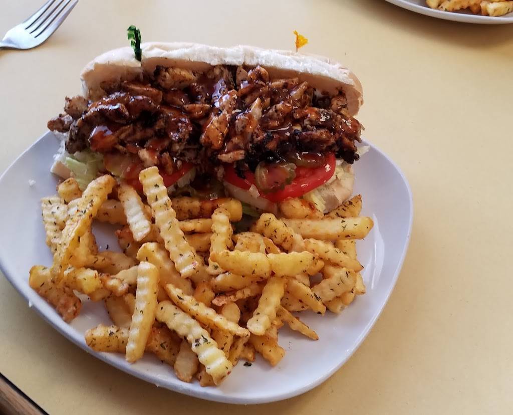 Island Paradise Restaurant & Grill | restaurant | 635 Kepler St, Gretna, LA 70053, USA | 5042275544 OR +1 504-227-5544