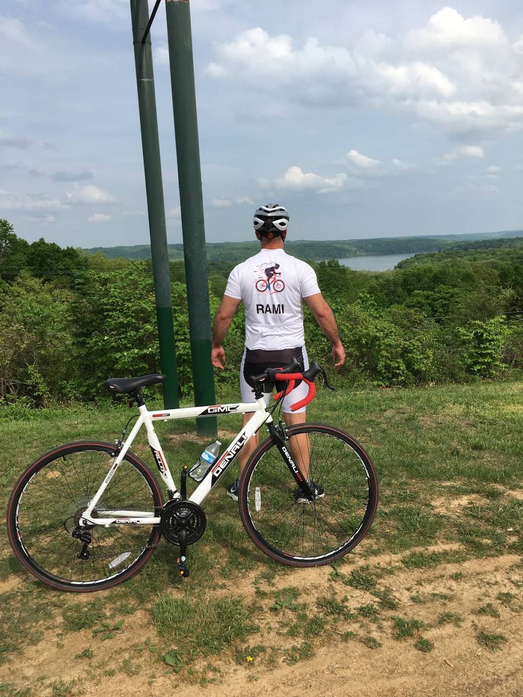 Scenic View Restaurant | restaurant | 4600 IN-446, Bloomington, IN 47401, USA | 8128379496 OR +1 812-837-9496