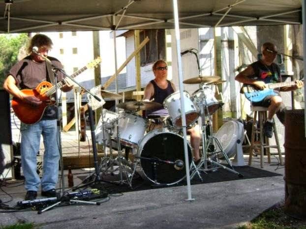 Ormond Crab House | restaurant | 801 US-1, Ormond Beach, FL 32174, USA | 3866724127 OR +1 386-672-4127