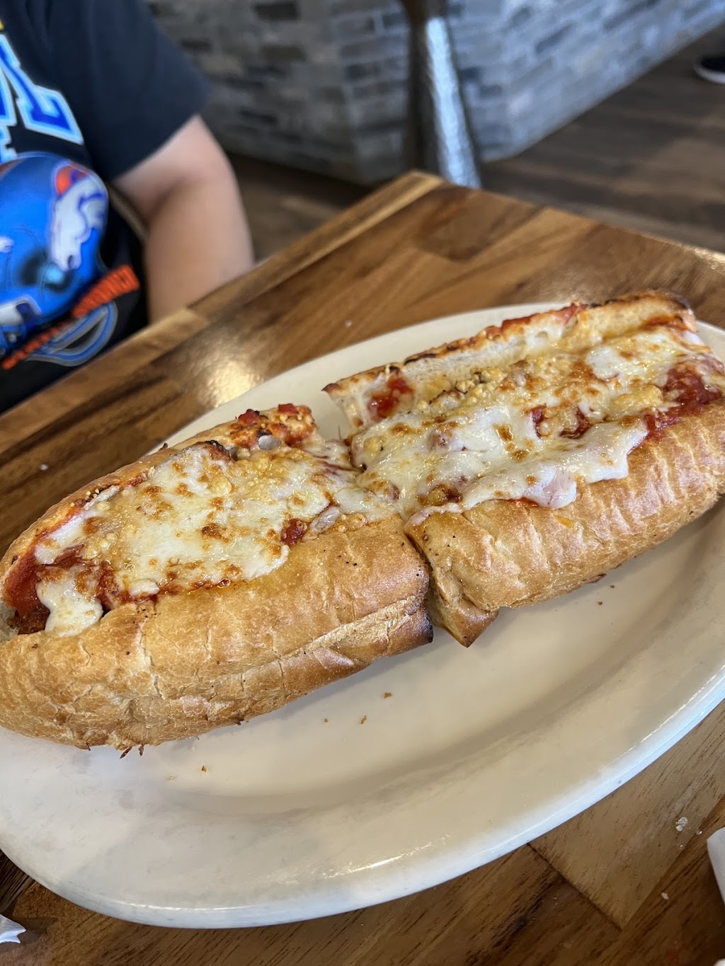 Lil Vinnys Pizza and Pasta | restaurant | 2200 Winter Springs Blvd, Oviedo, FL 32765, USA | 4075427114 OR +1 407-542-7114