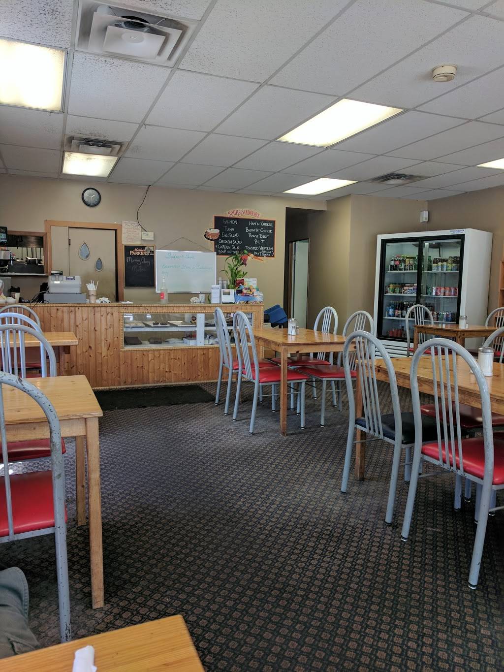 Jen’s Kitchen & Cafe | restaurant | 110 St George St, Mitchell, ON N0K 1N0, Canada | 5193488342 OR +1 519-348-8342