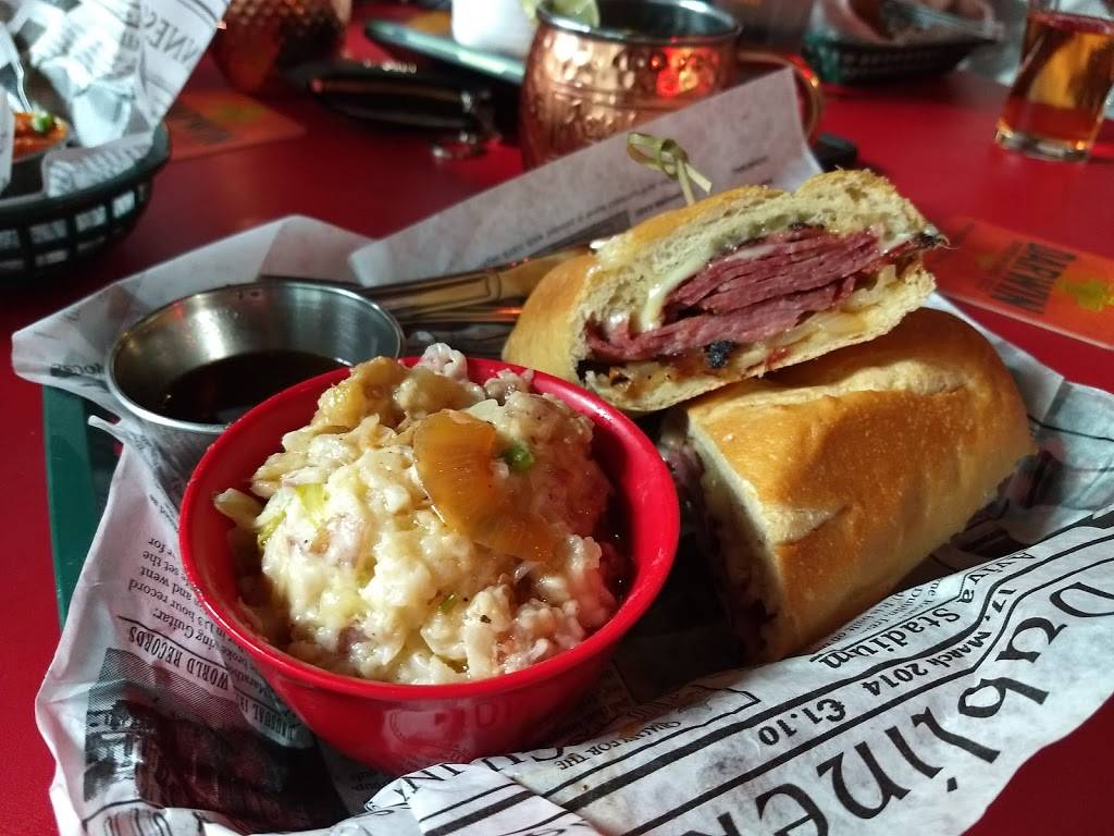 Freckled Fin Irish Pub | restaurant | 5337 Gulf Dr, Holmes Beach, FL 34217, USA | 9412513930 OR +1 941-251-3930