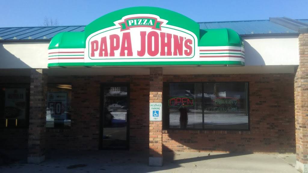 Papa Johns Pizza | restaurant | 1338 W South Airport Rd W, Traverse City, MI 49686, USA | 2319417272 OR +1 231-941-7272