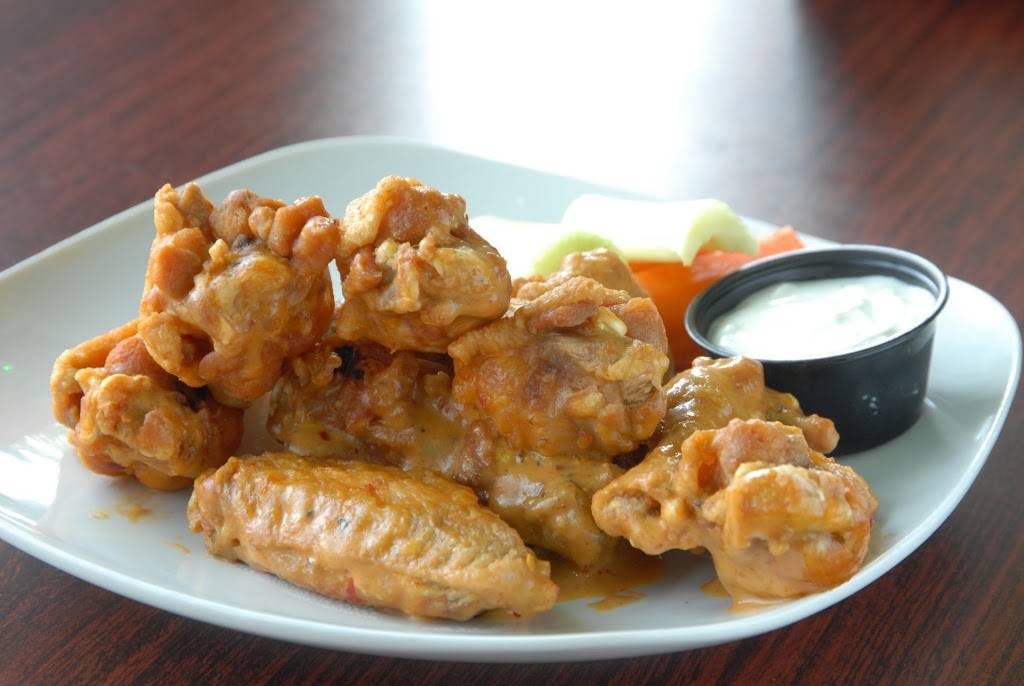 McGeorges Pub | restaurant | 415 George St, De Pere, WI 54115, USA | 9206767677 OR +1 920-676-7677