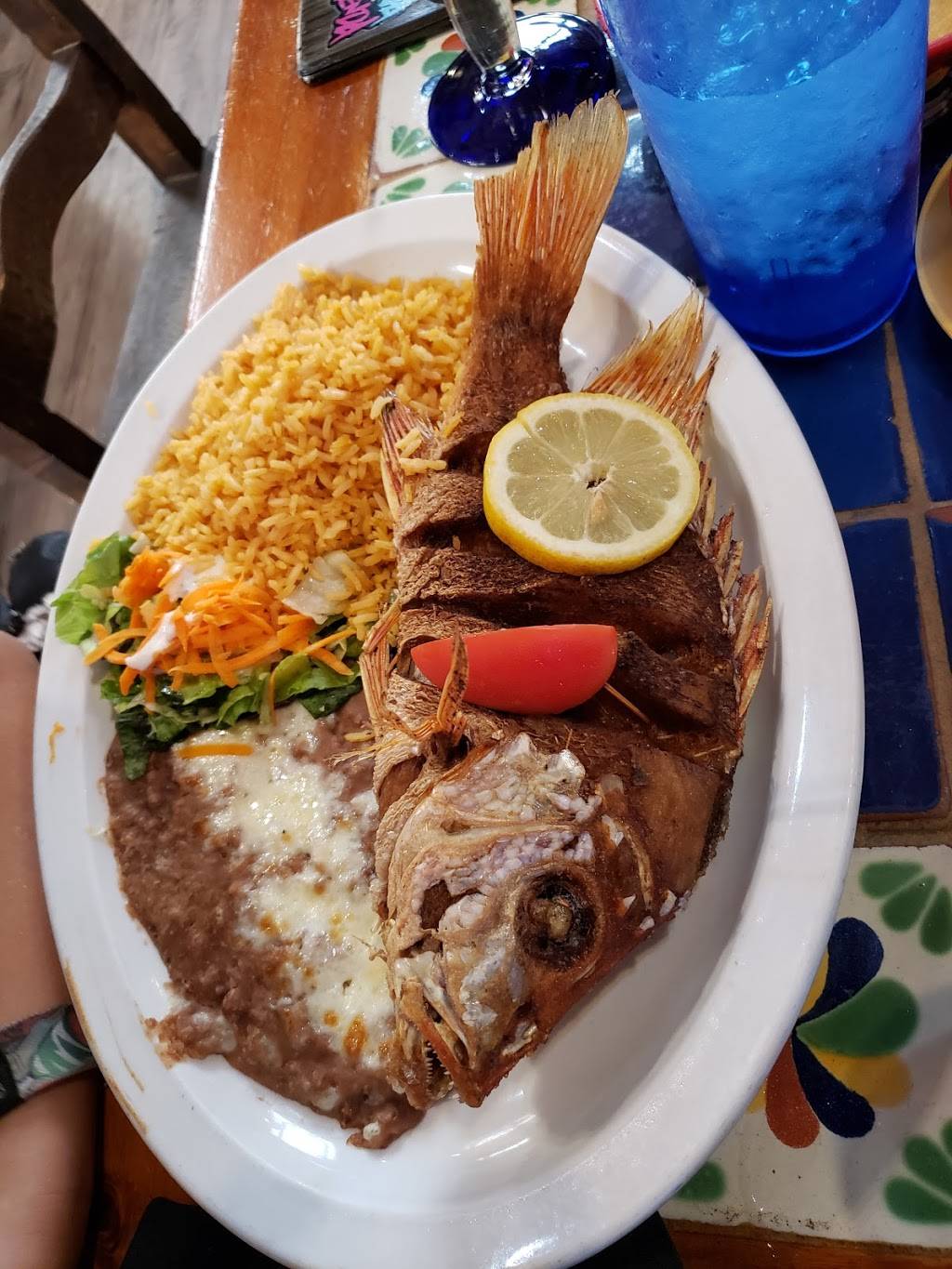 La Costa Mariscos Fine Mexican Food | restaurant | 3401 Chester Ave b, Bakersfield, CA 93301, USA | 6613222655 OR +1 661-322-2655