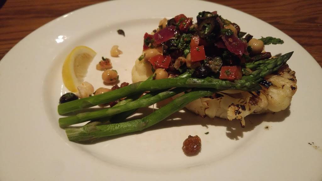 The Keg Steakhouse + Bar - Hunt Club | restaurant | 376 Hunt Club Rd, Ottawa, ON K1V 1C1, Canada | 6132480509 OR +1 613-248-0509