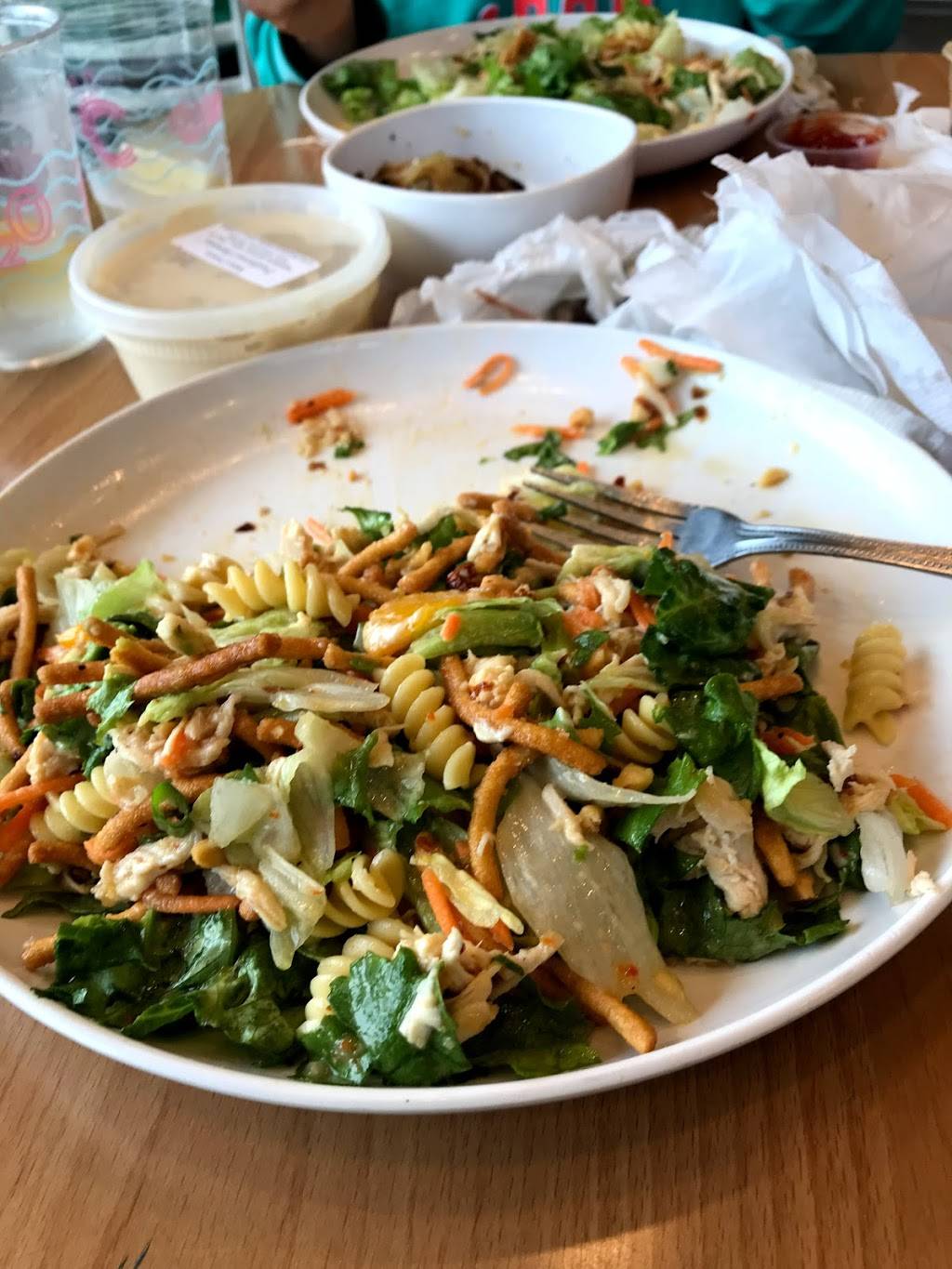 California Chicken Cafe | restaurant | 6805 Melrose Ave, Los Angeles, CA 90038, USA | 3239355877 OR +1 323-935-5877