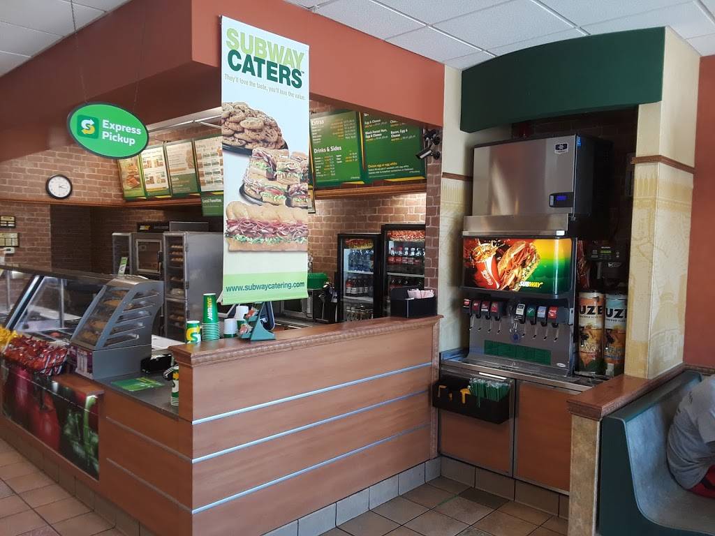 Subway | restaurant | 104 Flagler Plaza Dr, Palm Coast, FL 32137, USA | 3864390439 OR +1 386-439-0439