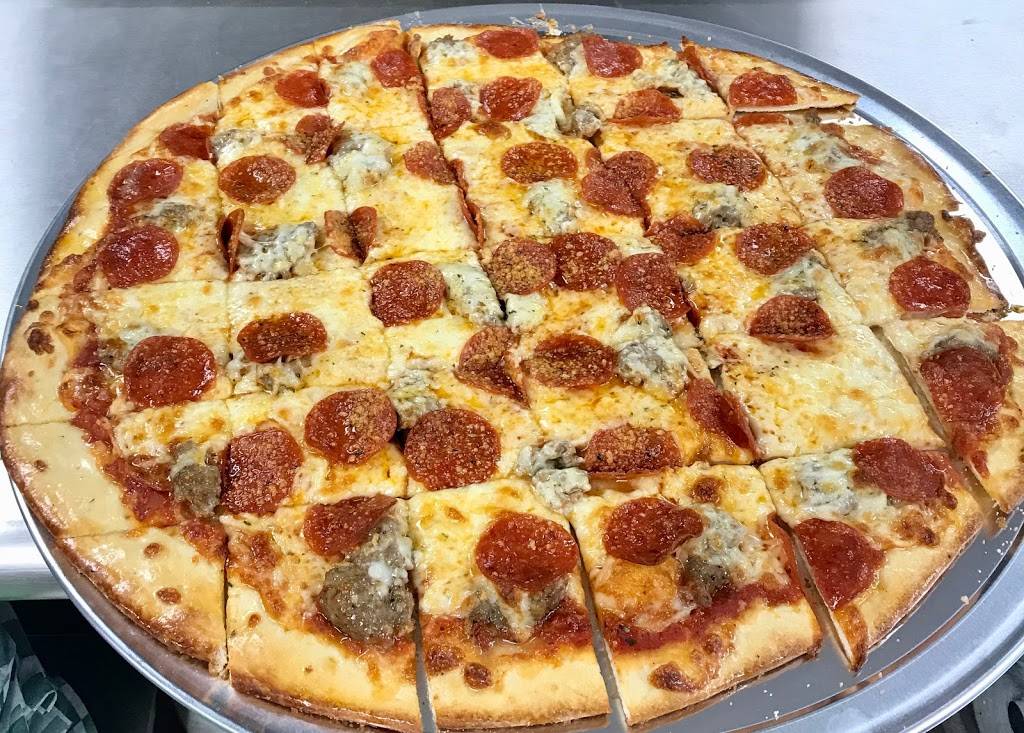 DogHouse Pizza | meal takeaway | 4451 Enterprise Ct, Melbourne, FL 32934, USA | 3216103050 OR +1 321-610-3050