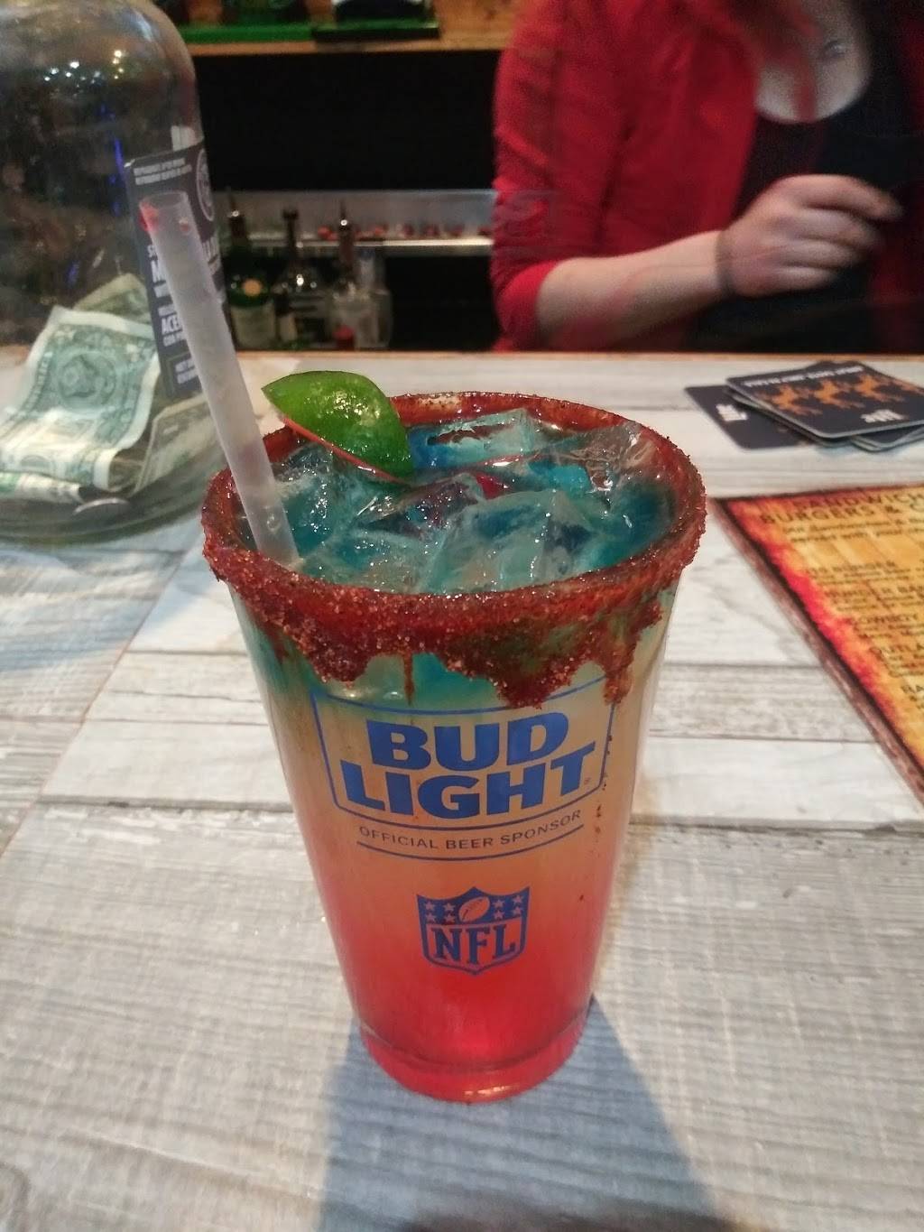 I-10 Icehouse | restaurant | 9518 Console Dr, San Antonio, TX 78229, USA | 2106145200 OR +1 210-614-5200