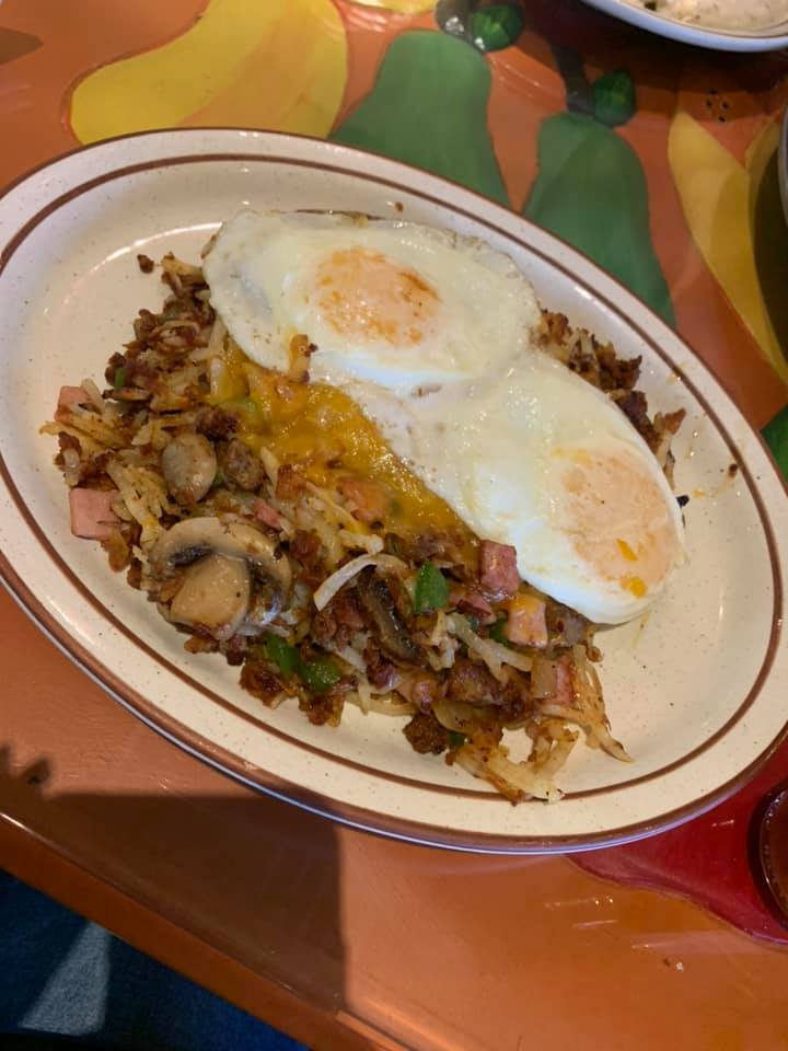 The Train Station Pancake House | restaurant | 406 E 4th St, Marion, IN 46952, USA | 7655734121 OR +1 765-573-4121