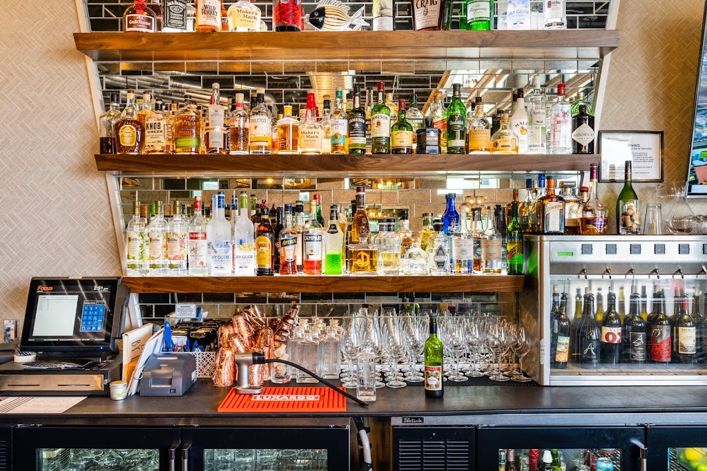 3 Eyed Fish Kitchen + Bar | restaurant | 1970 Keene Rd, Richland, WA 99352, USA | 5096283255 OR +1 509-628-3255