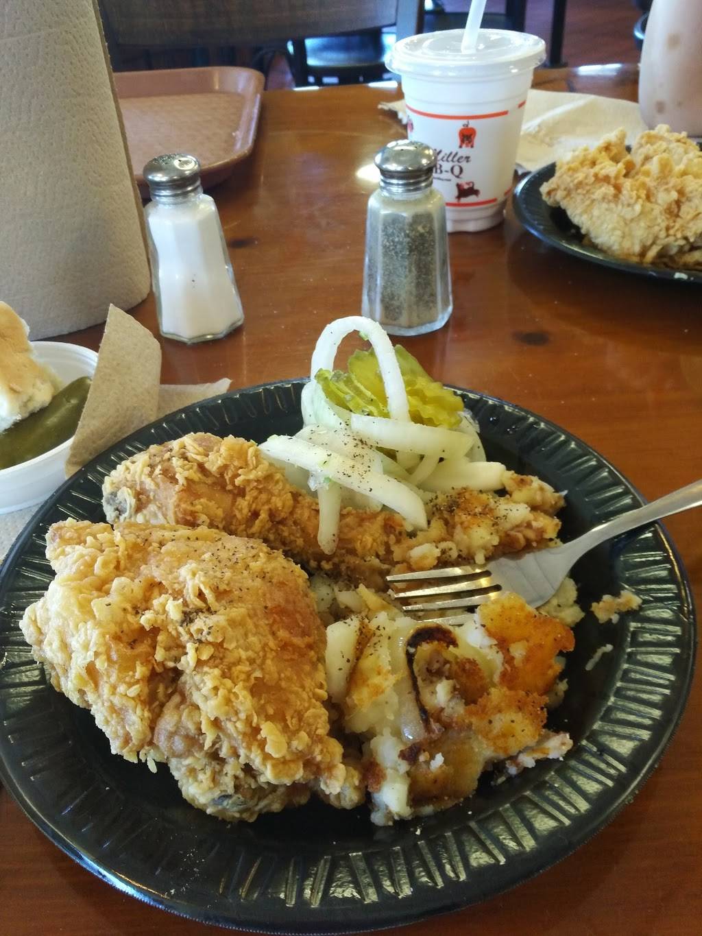 Bill Miller Bar-B-Q | restaurant | 620 Division Ave, San Antonio, TX 78214, USA | 2109220612 OR +1 210-922-0612