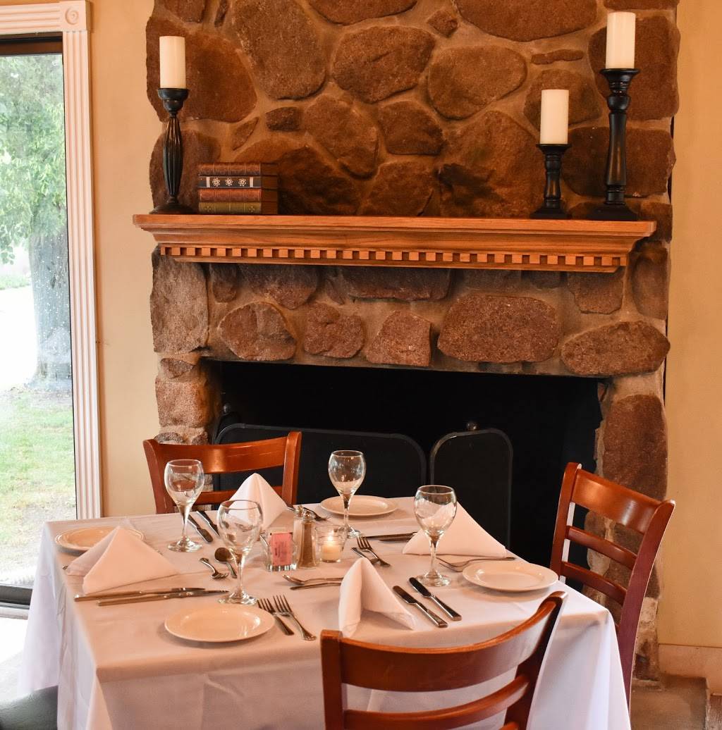 Lake Barrington Shores Country Club Restaurant | restaurant | 40 Shoreline Rd, Lake Barrington, IL 60010, USA | 8473824240 OR +1 847-382-4240