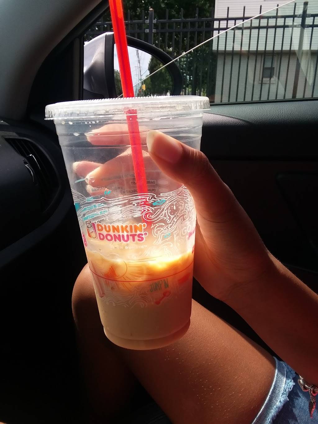 Dunkin | cafe | 5051 Wissahickon Ave, Philadelphia, PA 19144, USA | 2156736800 OR +1 215-673-6800
