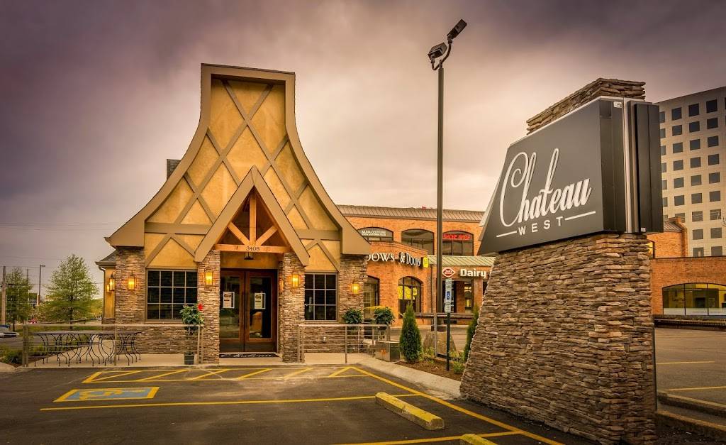 Chateau West | restaurant | 3408 West End Ave, Nashville, TN 37203, USA | 6154322622 OR +1 615-432-2622