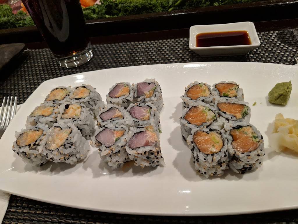Nova Sushi Bar & Asian Fusion | restaurant | 3257 Solomons Island Rd, Edgewater, MD 21037, USA | 4109565326 OR +1 410-956-5326