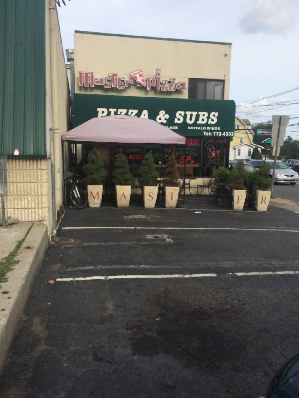 Master Pizza | meal takeaway | 2215, 1326 Main Ave, Clifton, NJ 07011, USA | 9737724333 OR +1 973-772-4333