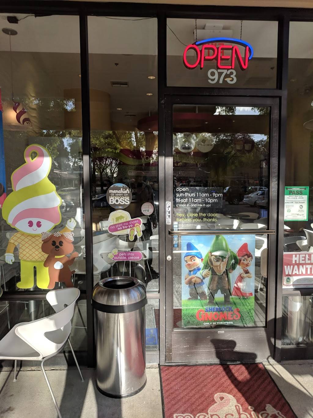Menchies Frozen Yogurt | bakery | 973 E Stanley Blvd, Livermore, CA 94550, USA | 9254473300 OR +1 925-447-3300