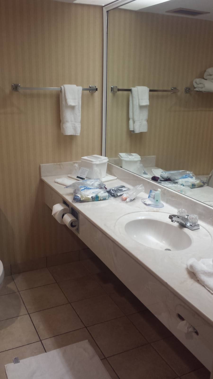 Quality Inn & Suites Garden Of The Gods | restaurant | 555 W Garden of the Gods Rd, Colorado Springs, CO 80907, USA | 7195939119 OR +1 719-593-9119