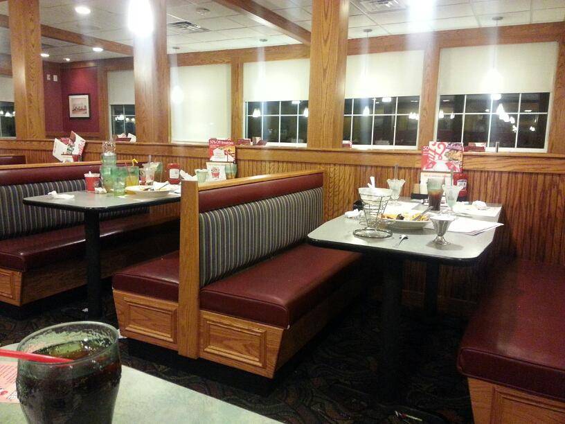 Friendlys | restaurant | 647 Berlin - Cross Keys Rd, Sicklerville, NJ 08081, USA | 8562622371 OR +1 856-262-2371