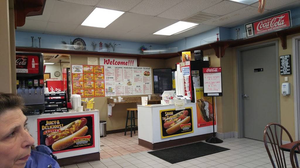 King Gyros Goshen | restaurant | 507 W Pike St, Goshen, IN 46526, USA | 5749718220 OR +1 574-971-8220