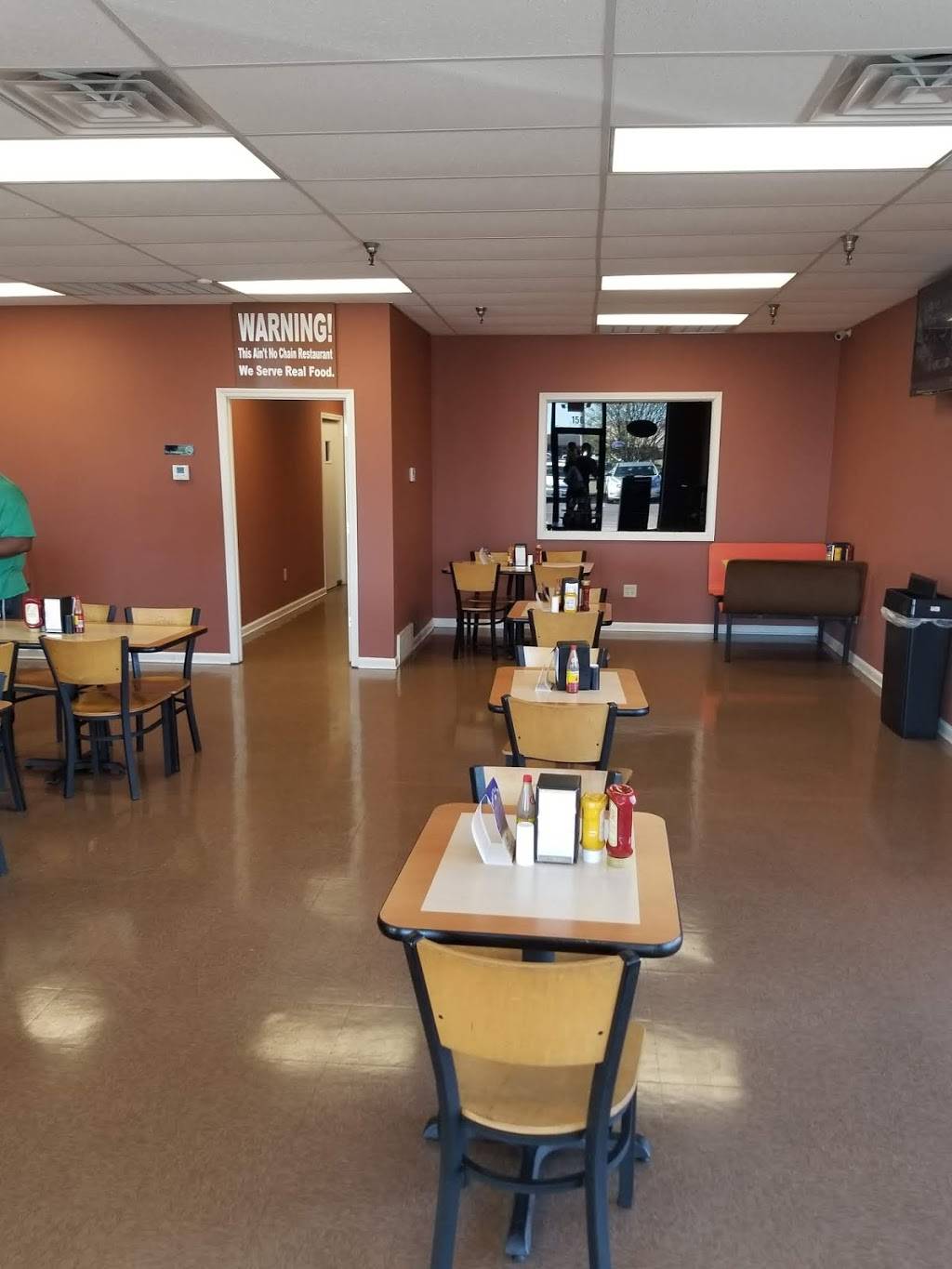 Hyde Away Grill, LLC | restaurant | 156 Stateline Rd W, Southaven, MS 38671, USA | 6622538153 OR +1 662-253-8153