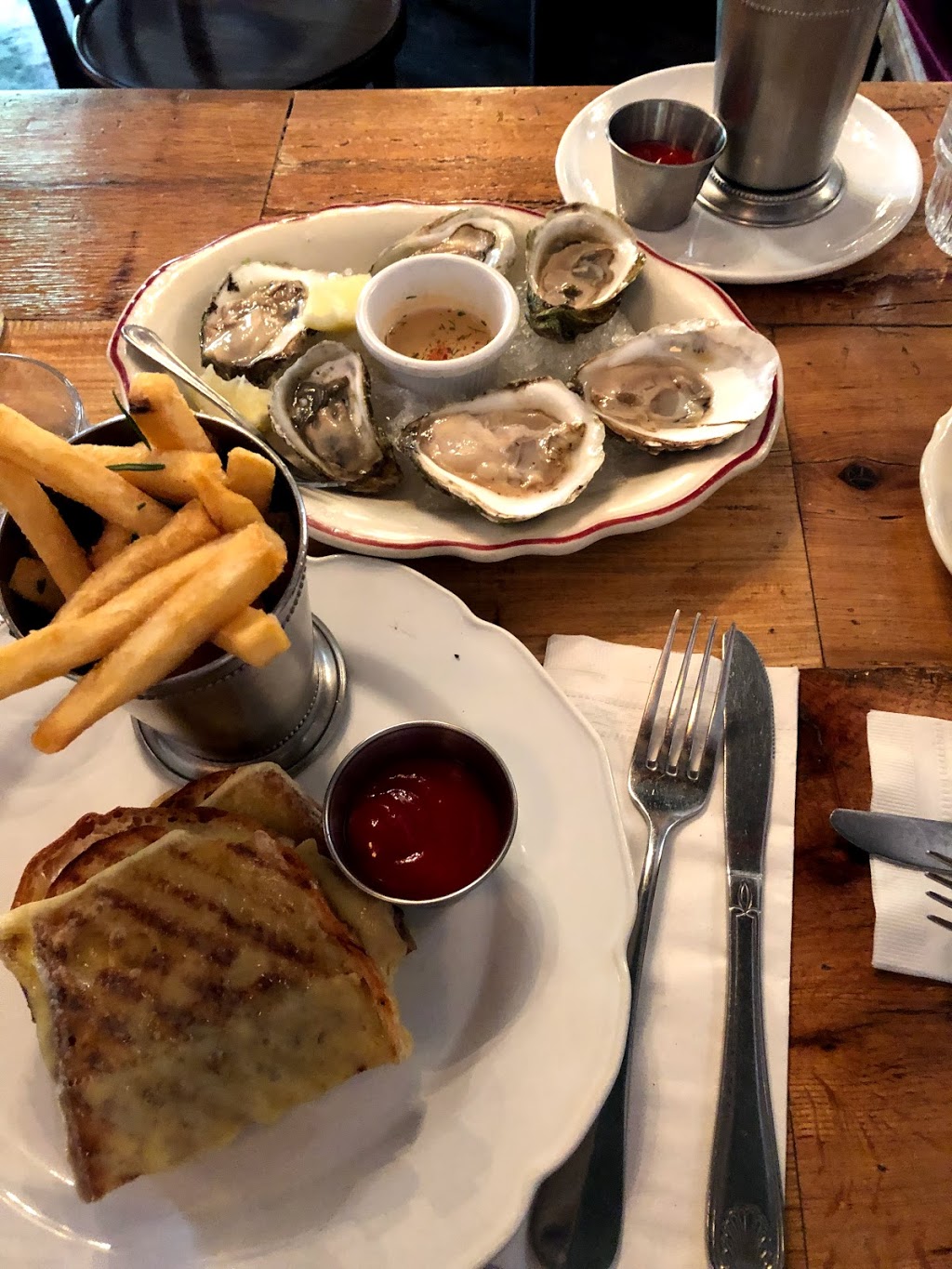 Le Song | restaurant | 443 W 15th St, New York, NY 10011, USA | 3479092946 OR +1 347-909-2946