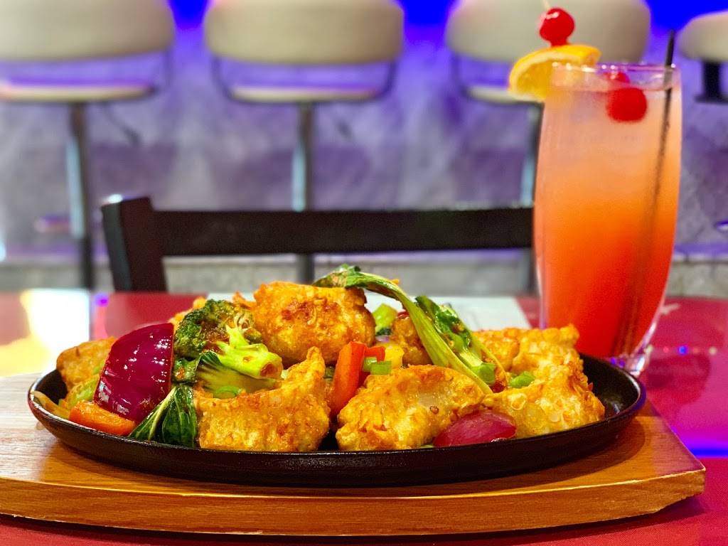 Everest Restaurant and Bar | restaurant | 1309 Bell Rd suite 220, Antioch, TN 37013, USA | 6157396115 OR +1 615-739-6115