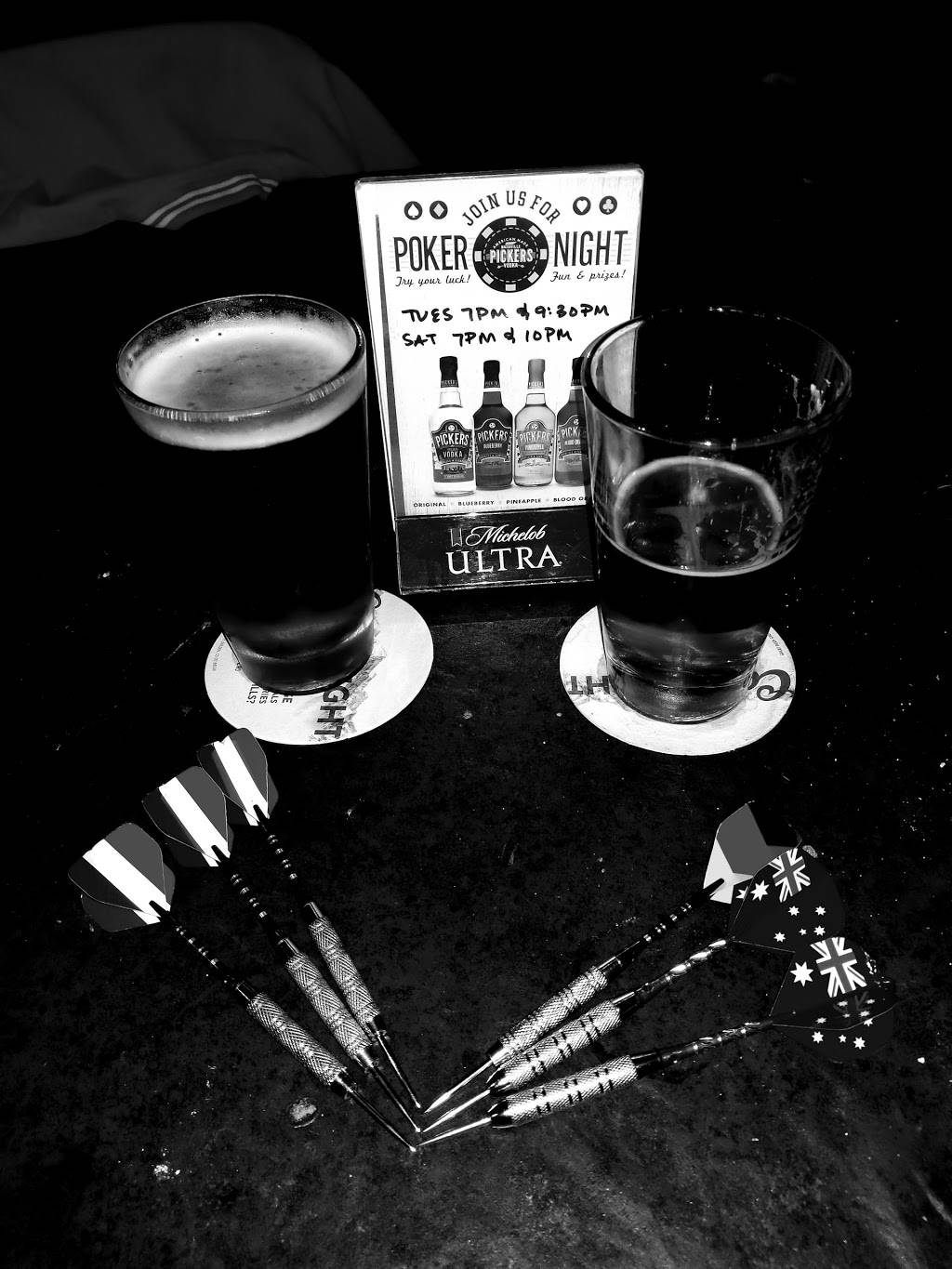 Elm Hill Tavern | restaurant | 1941 Elm Hill Pike, Nashville, TN 37210, USA | 6158725445 OR +1 615-872-5445