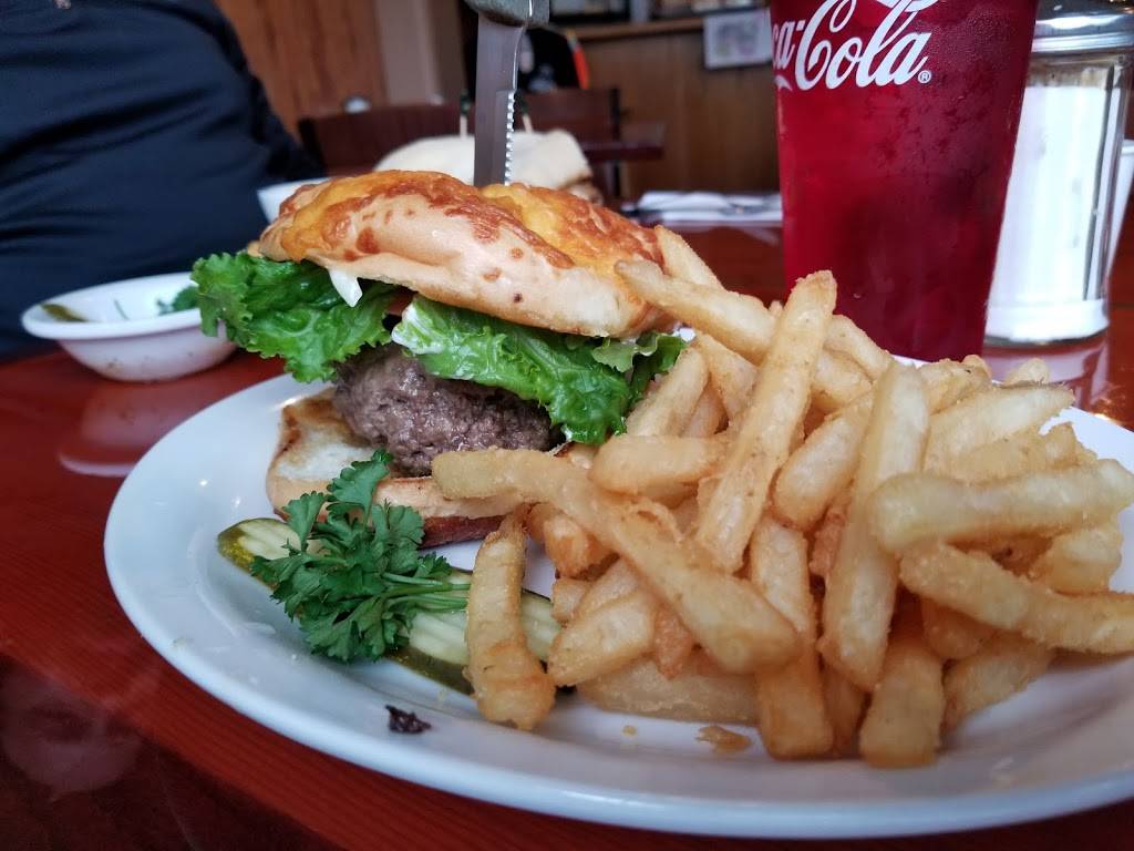 Colvins Pub & Grill | restaurant | 135 N Nehalem St, Clatskanie, OR 97016, USA | 5037284122 OR +1 503-728-4122