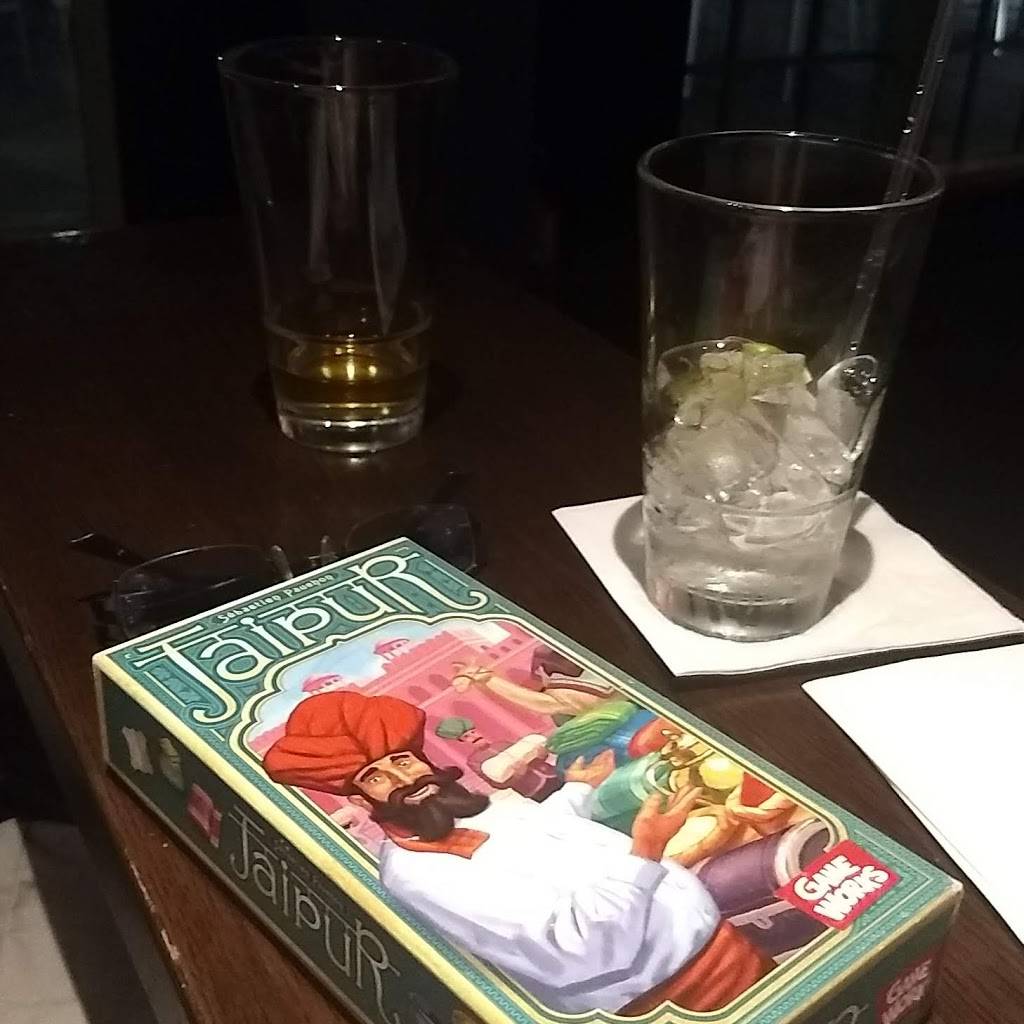 The Board Room VA | restaurant | 925 N Garfield St, Arlington, VA 22201, USA | 7032489439 OR +1 703-248-9439