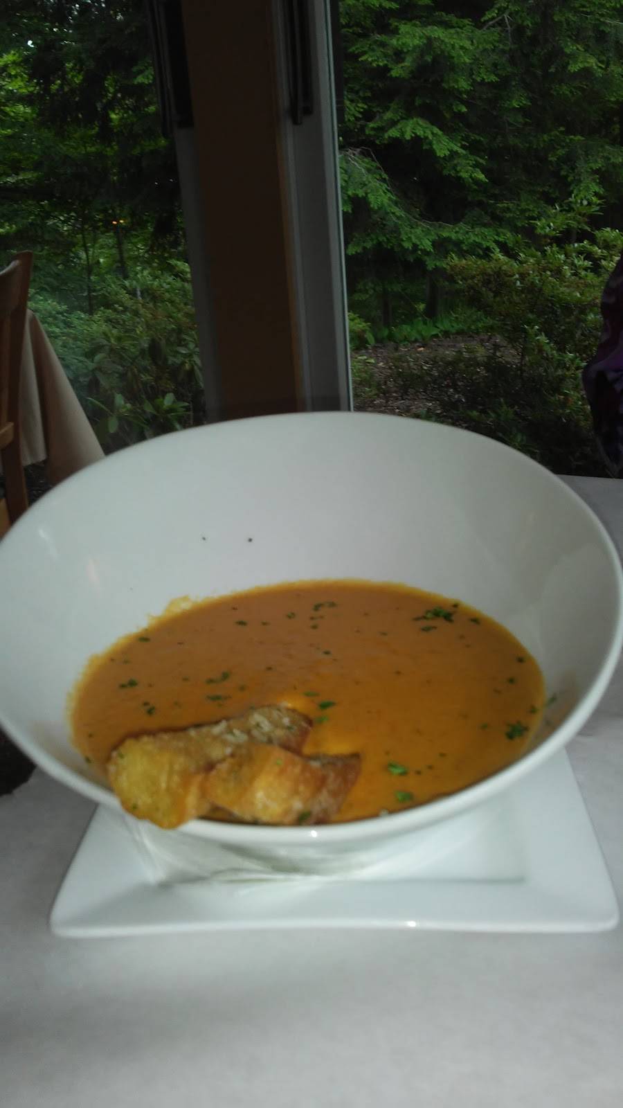 Hawkshead Restaurant | night club | 523 Hawks Nest Dr, South Haven, MI 49090, USA | 2696392121 OR +1 269-639-2121