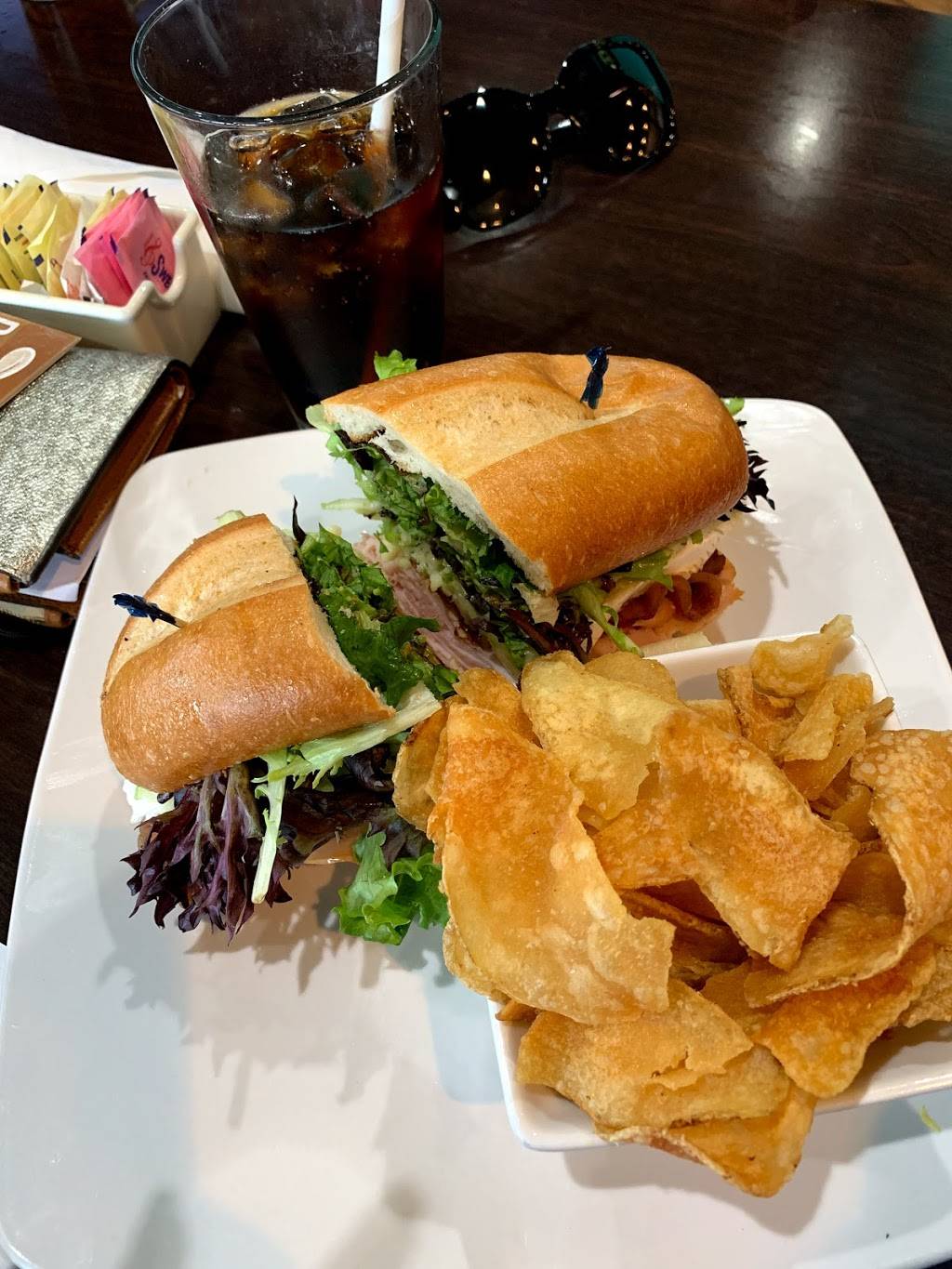 Picnikins Patio Cafe | restaurant | 6901 Blanco Rd, San Antonio, TX 78216, USA | 2106160954 OR +1 210-616-0954