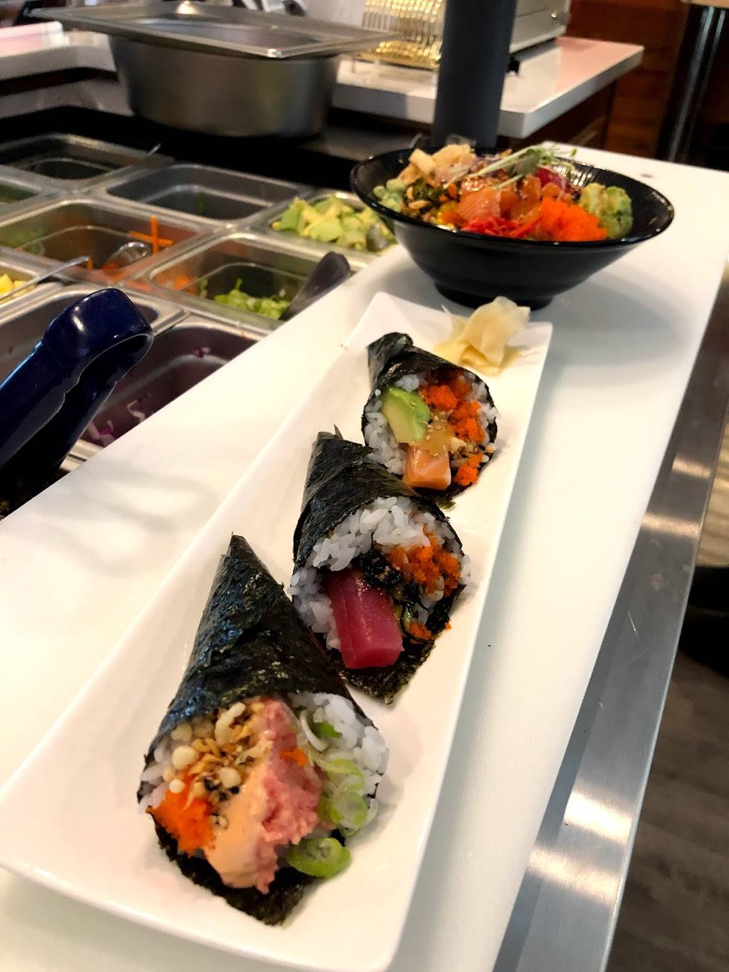 CRUNCHY POKÉ | cafe | 426 Fore St, Portland, ME 04101, USA | 2078350838 OR +1 207-835-0838