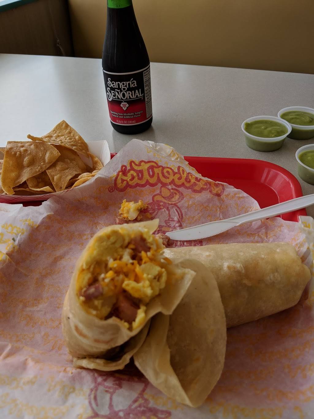 Ebelardos Mexican Food | restaurant | 14551 Newport Ave, Tustin, CA 92780, USA | 7148321503 OR +1 714-832-1503