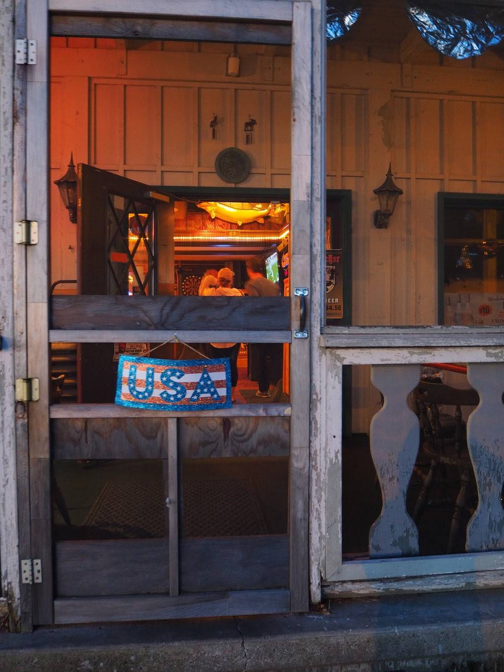 Flame Restaurant | night club | 717 Peace Pipe Rd, Lac Du Flambeau, WI 54538, USA | 7155889262 OR +1 715-588-9262