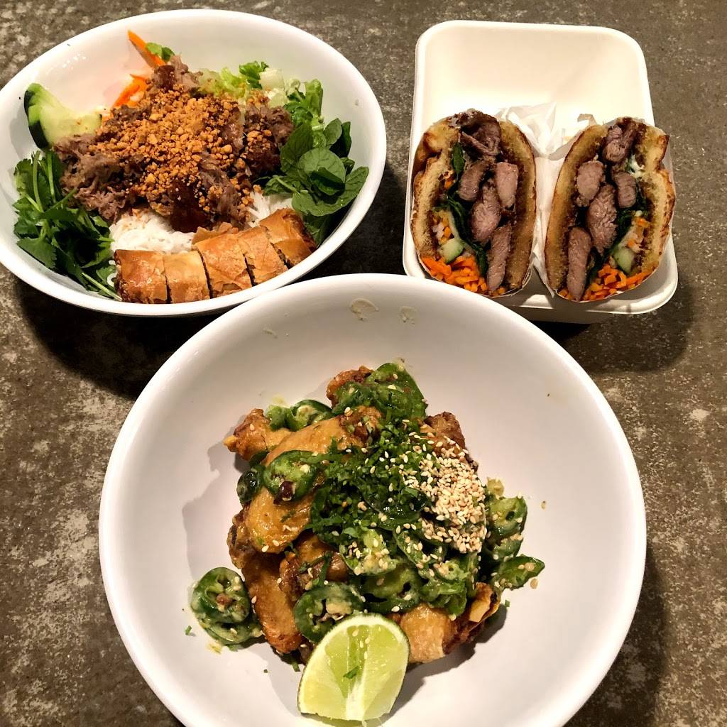 SINGHS Vietnamese | restaurant | Marys, 2803 N St Marys St, San Antonio, TX 78212, USA | 2103200171 OR +1 210-320-0171