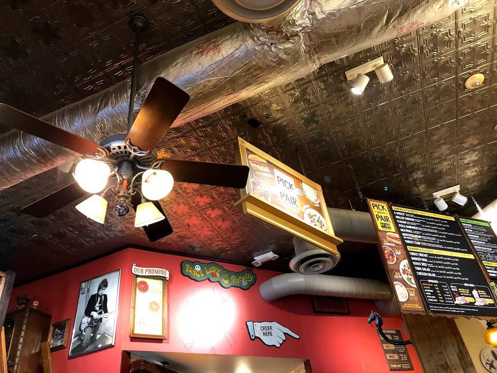 Potbelly Sandwich Shop | restaurant | 540 Throckmorton St, Fort Worth, TX 76102, USA | 8178703600 OR +1 817-870-3600