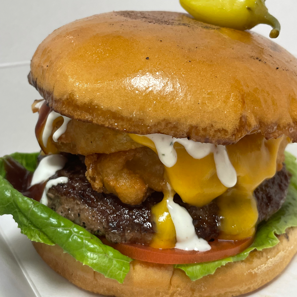 Burger Master | restaurant | 2707 Boston Ave, San Diego, CA 92101, USA | 6192125006 OR +1 619-212-5006