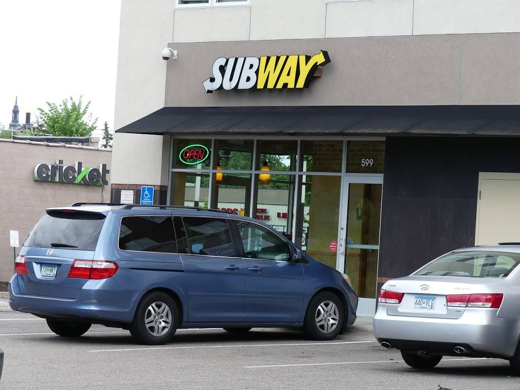 Subway Restaurants | restaurant | 599 University Ave W, St Paul, MN 55103, USA | 6512248845 OR +1 651-224-8845