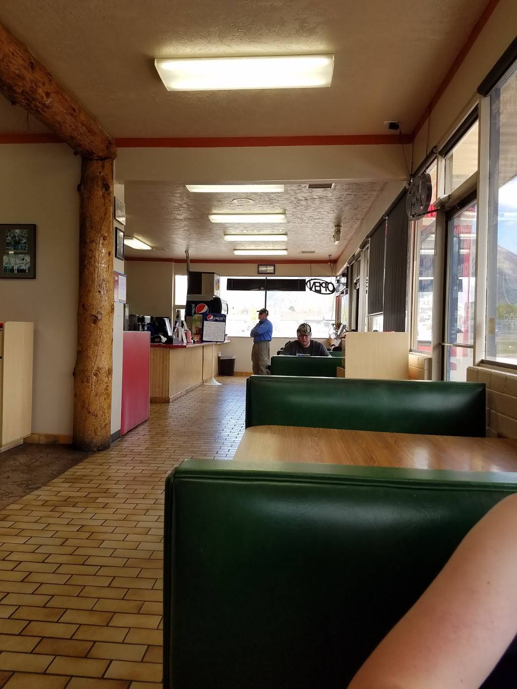 Stans Drive-In | restaurant | 248 W Center St, Salem, UT 84653, USA | 8014234141 OR +1 801-423-4141