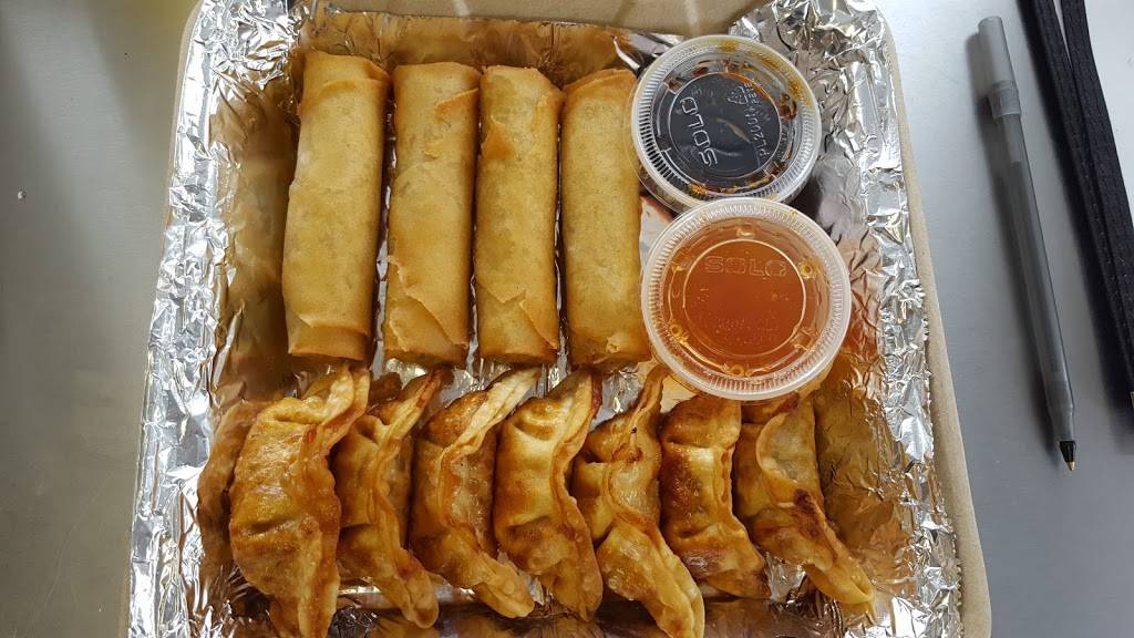 Ma-Ni Thai & Fusion Food | restaurant | 246 N 2nd St, Jefferson, OR 97352, USA | 9717187918 OR +1 971-718-7918