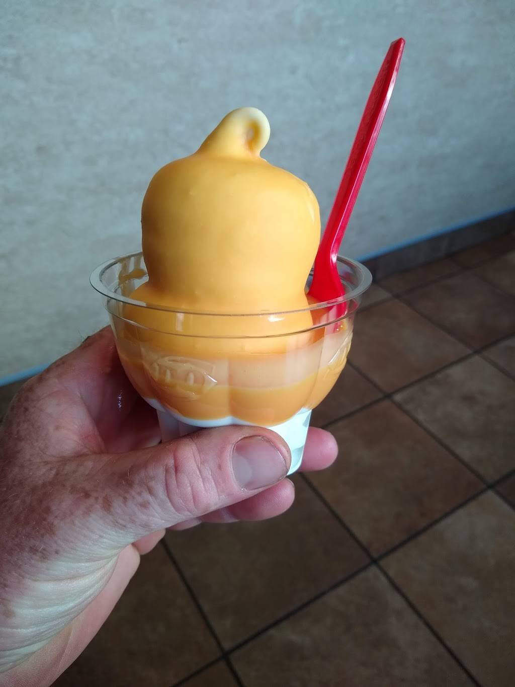 Dairy Queen Grill & Chill | restaurant | 1110 Mineral Wells Ave, Paris, TN 38242, USA | 7313883225 OR +1 731-388-3225