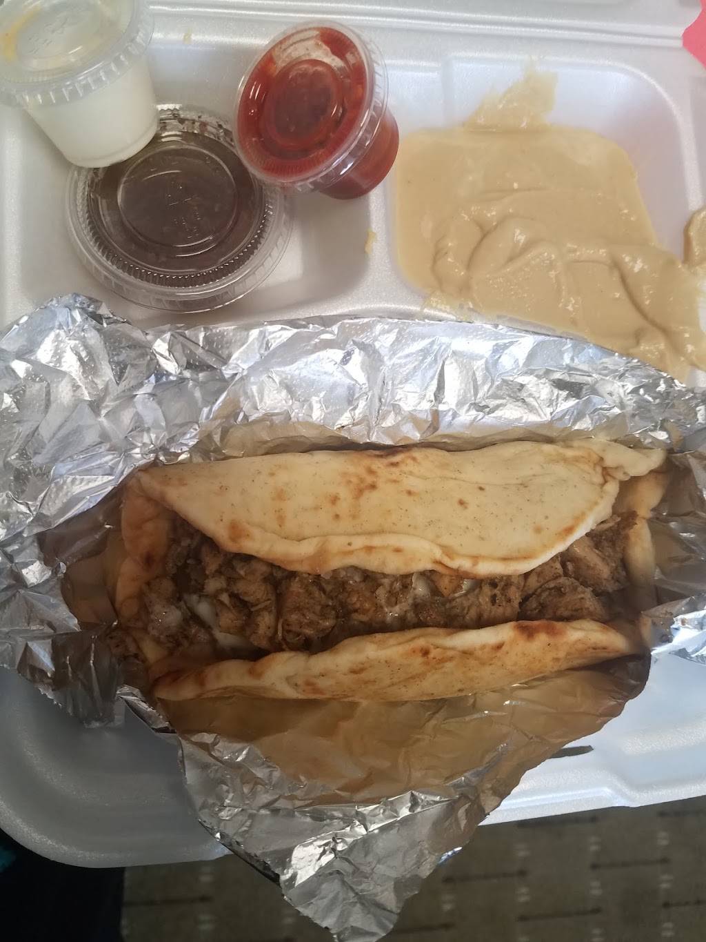 LuLus Mediterranean | restaurant | 5 E Greenway Plaza C620, Houston, TX 77046, USA | 7136223287 OR +1 713-622-3287