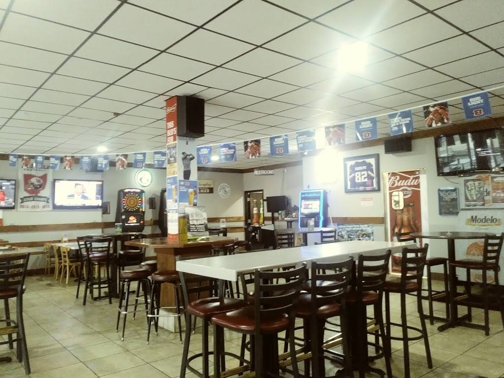 Westside Sports Bar & Grill | restaurant | 6701 Ruwes Oak Dr, Cincinnati, OH 45248, USA | 5135742345 OR +1 513-574-2345